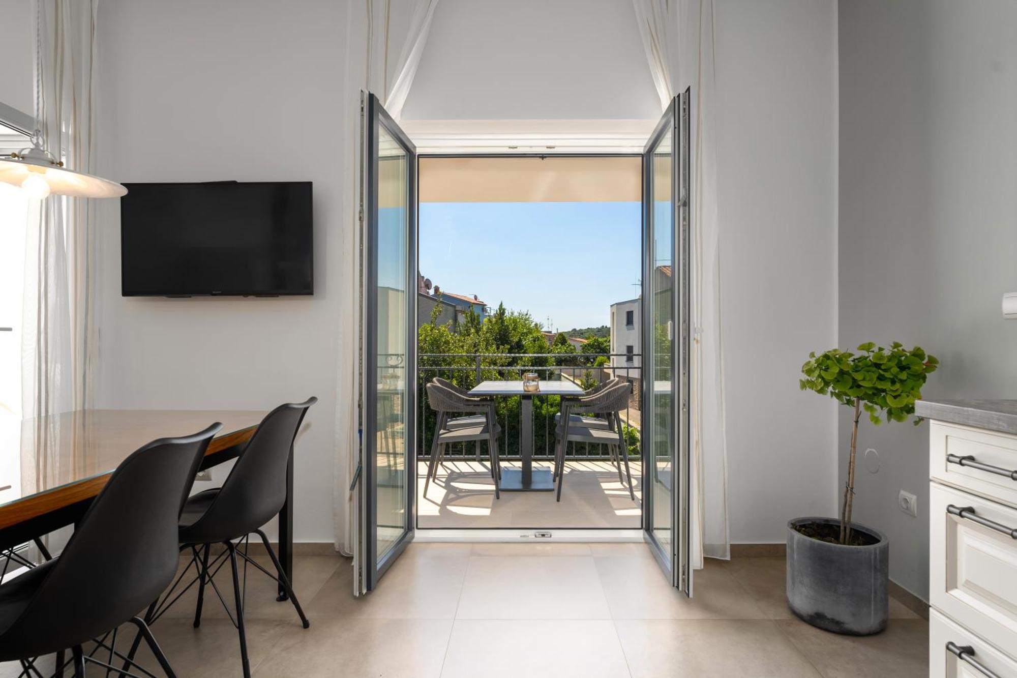 Luxury Apartments Villa San Avia Баньоле Екстер'єр фото